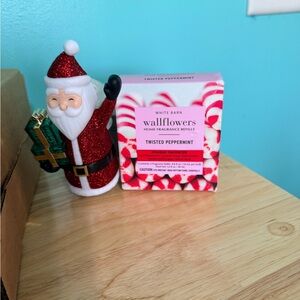 White Barn Twisted Peppermint Wallflowers Refill - Pink and White